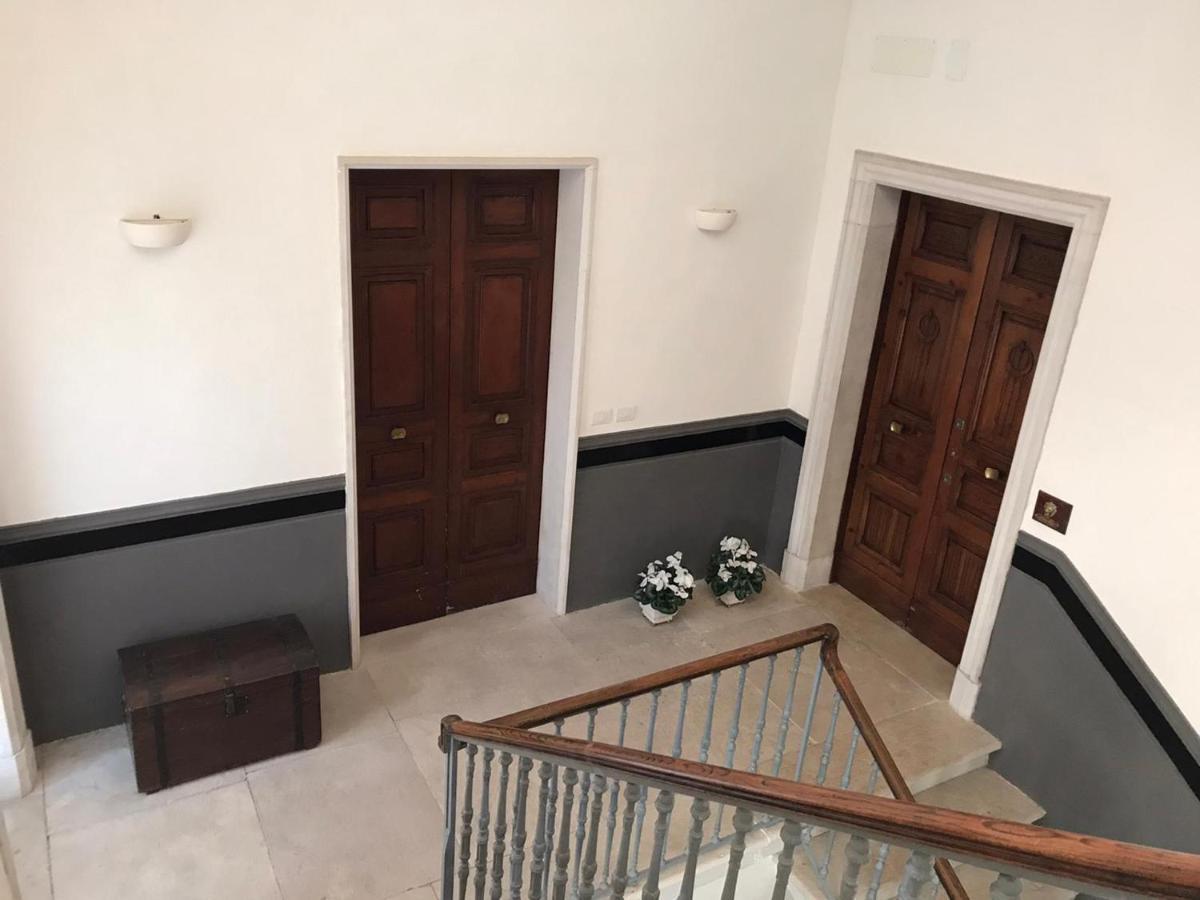 Palazzo Romanelli B&B 트라니 외부 사진