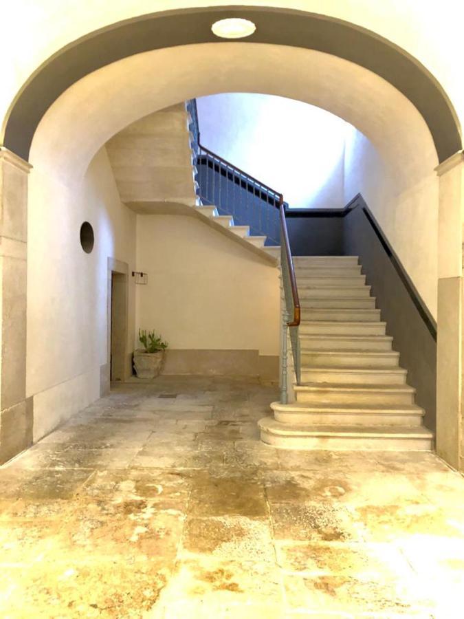Palazzo Romanelli B&B 트라니 외부 사진